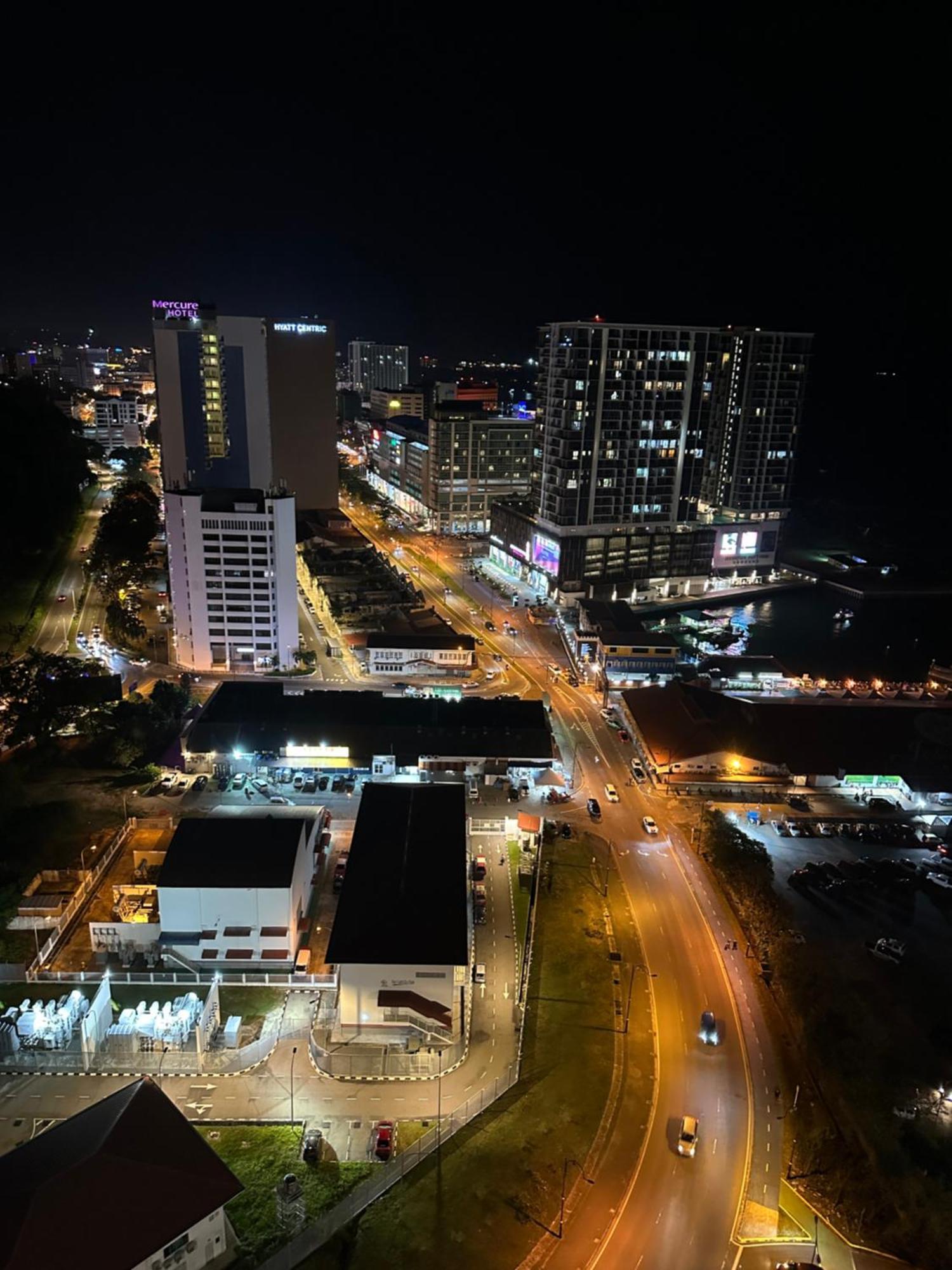 L Homestay Jesseltonquay Jq Kk City亚庇市区中心民宿2房1厕 كوتا كينابالو المظهر الخارجي الصورة